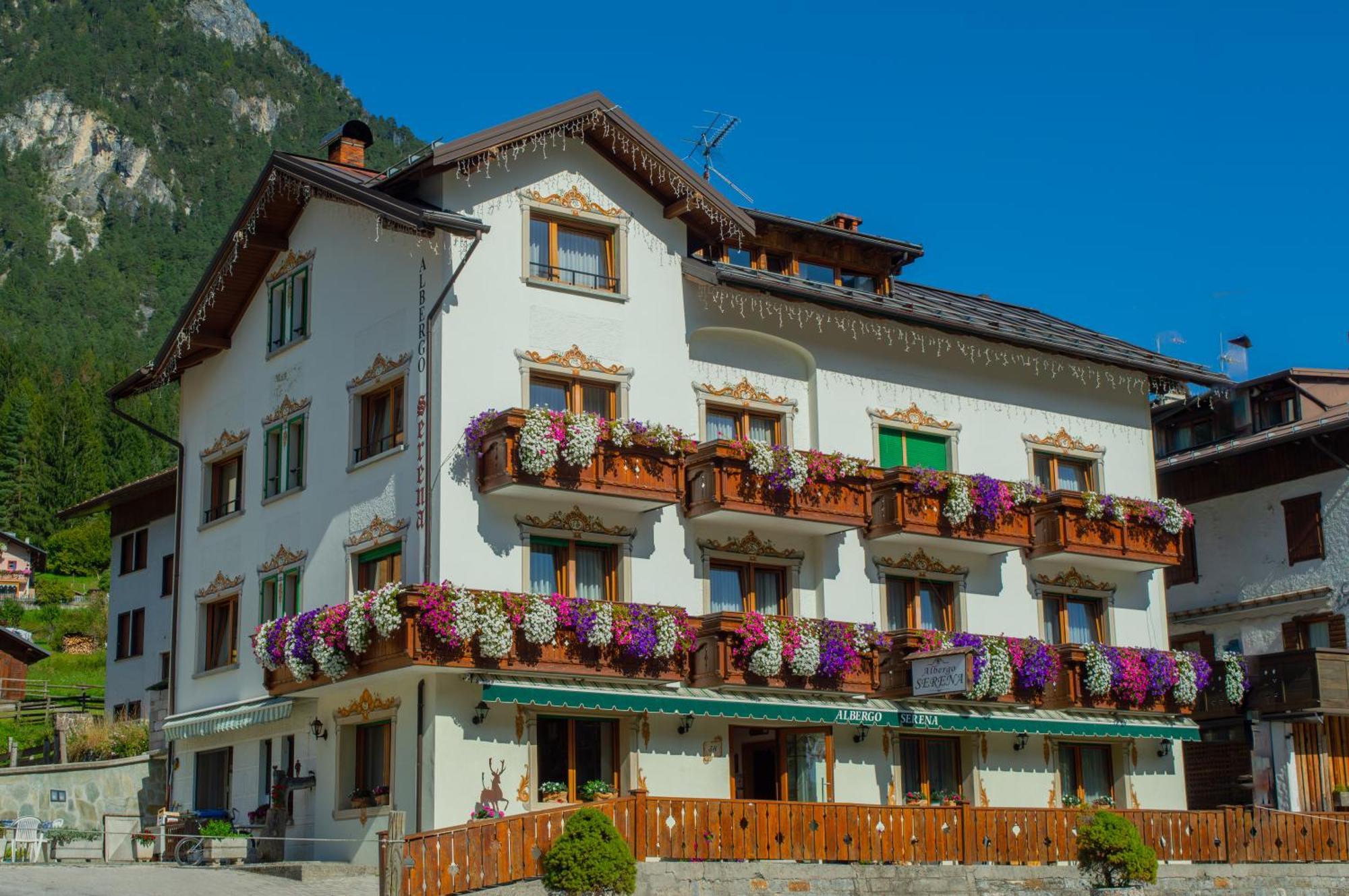 Serena Hotel